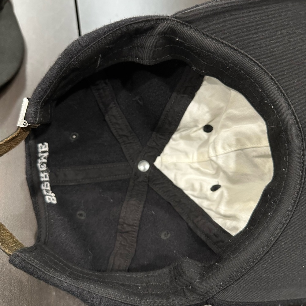 Supreme Wool Cap - Picture 3 of 3